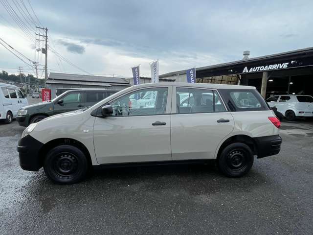 Nissan AD 9