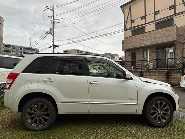 Suzuki Escudo 6