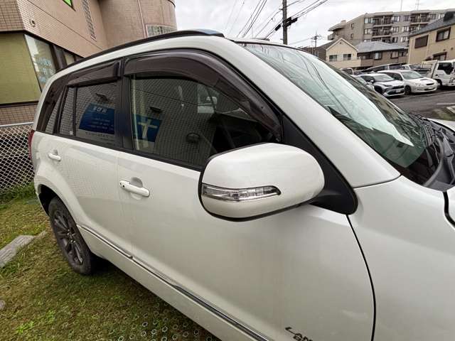 Suzuki Escudo 9