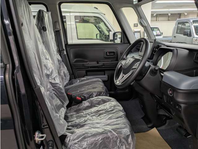 Suzuki Spacia Base 4