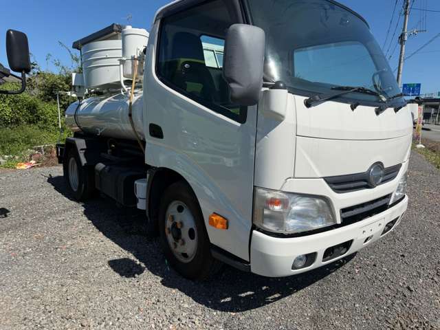 Hino Dutro 2