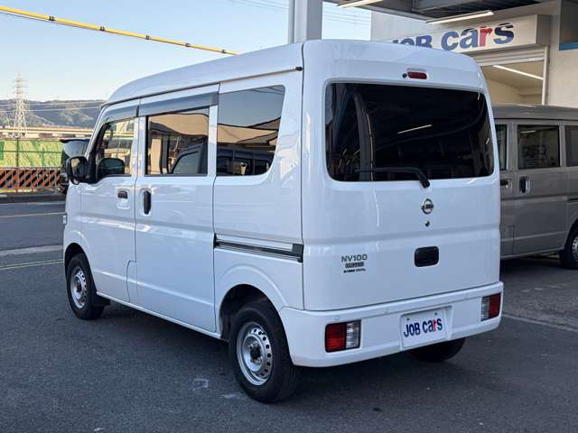Nissan NV100 Clipper 12