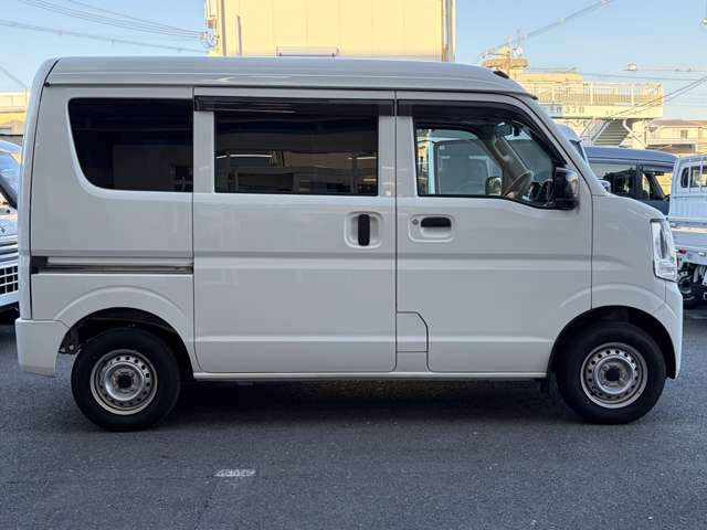 Nissan NV100 Clipper 9