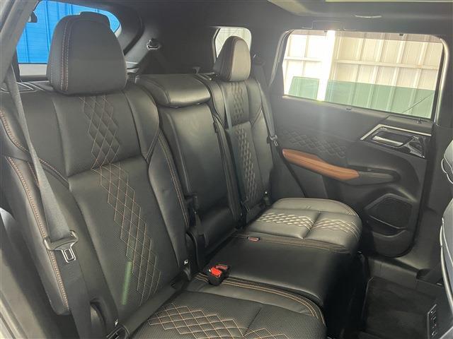 Mitsubishi Outlander 8