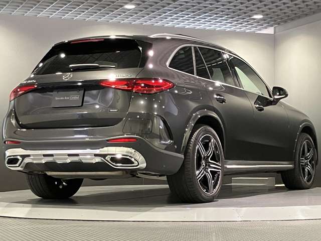 Mercedes-Benz GLC 10
