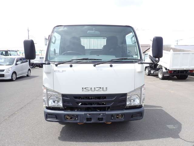 Isuzu Elf 4