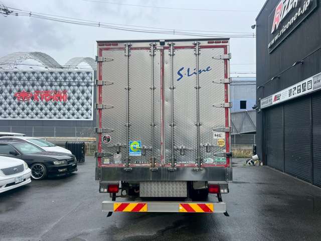 Hino Ranger 9