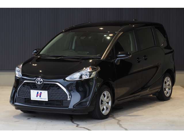 Toyota Sienta 8