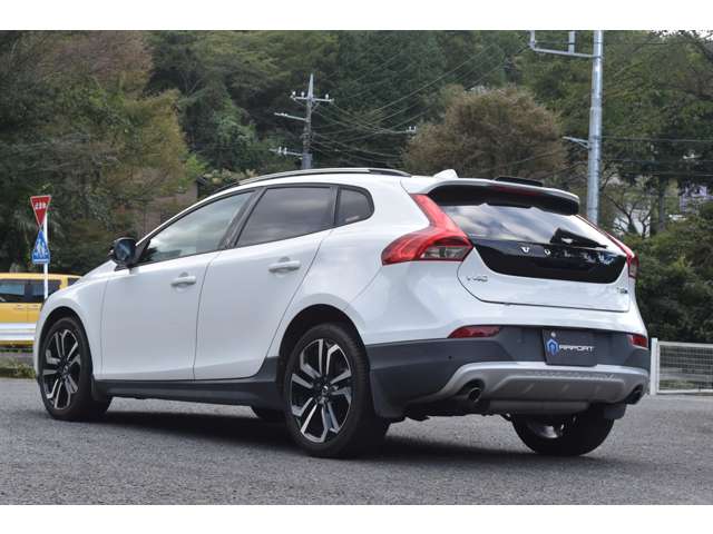 Volvo V40 Cross Country 7