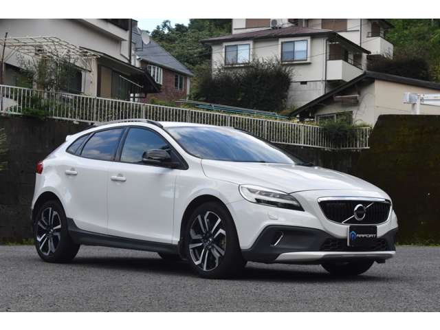 Volvo V40 Cross Country 11