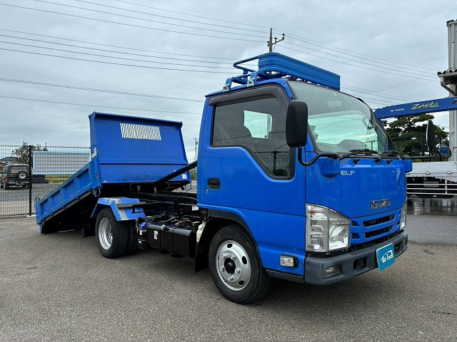 Isuzu Elf 3