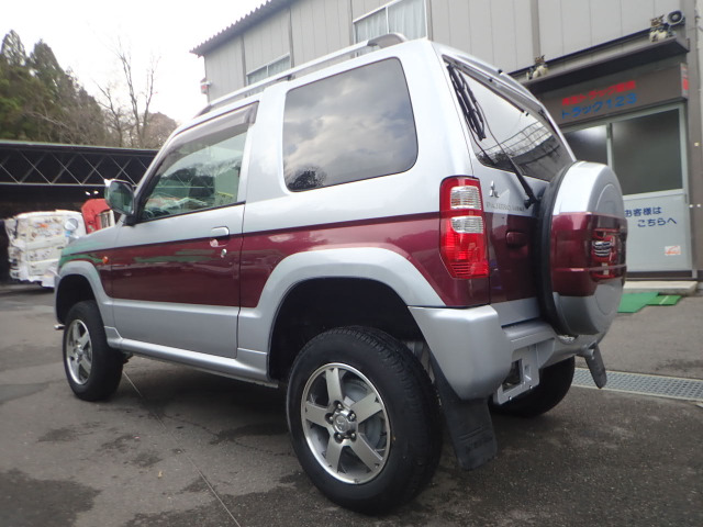 Mitsubishi Pajero Mini 8