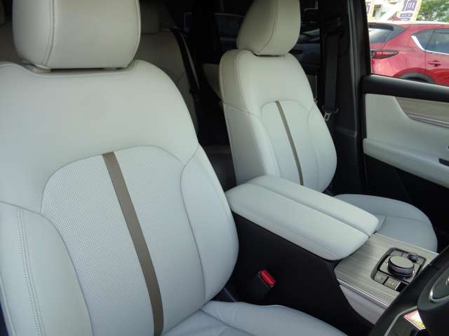 Mazda CX-60 8