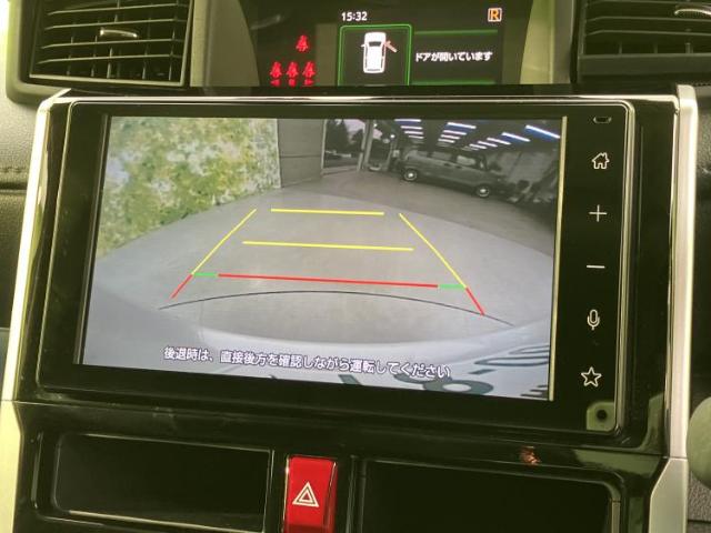Toyota Roomy 12