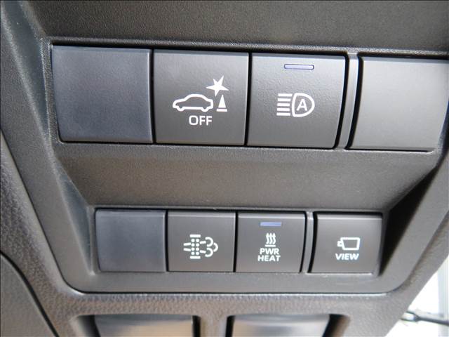 Toyota Hilux 9