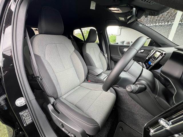 Volvo XC40 11
