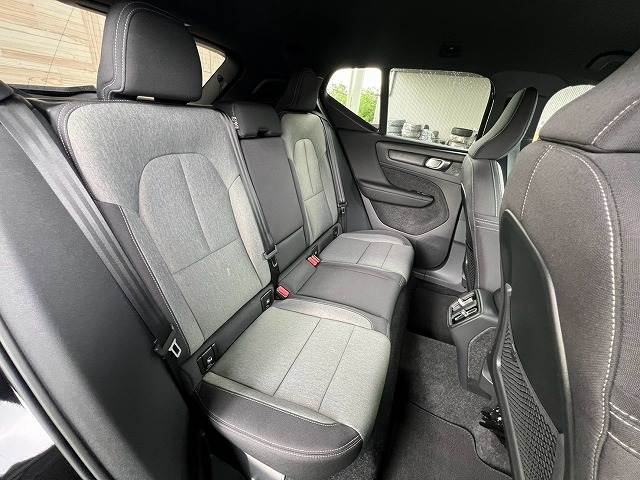 Volvo XC40 12