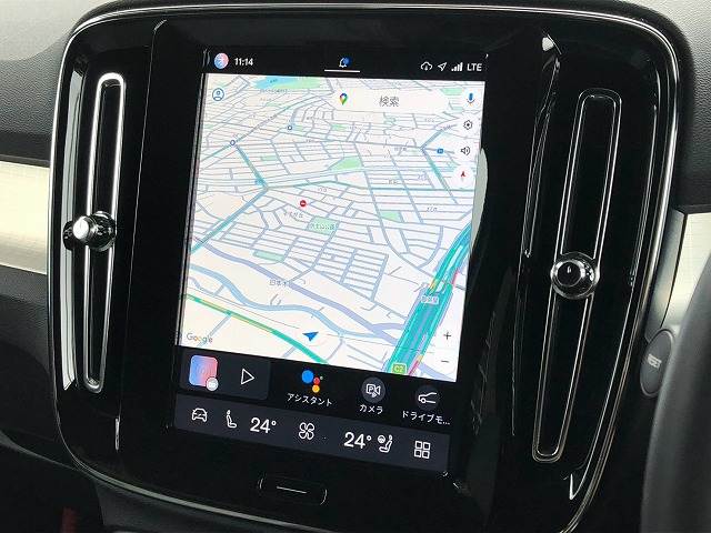 Volvo XC40 3