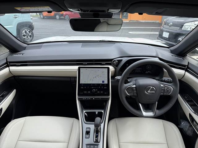 Lexus LBX 2