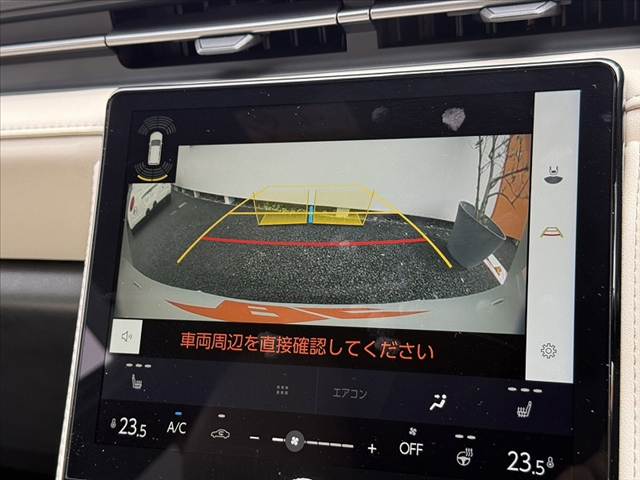 Lexus LBX 7