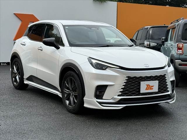 Lexus LBX 8