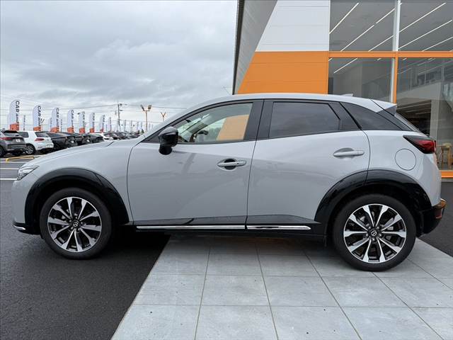 Mazda CX-3 11