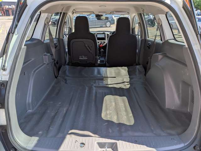 Nissan NV150 AD 11