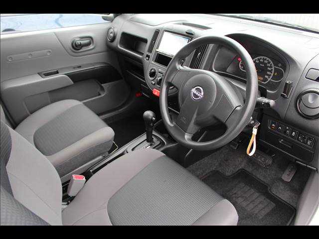 Nissan NV150 AD 5