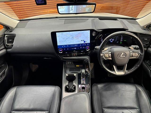 Lexus NX 2