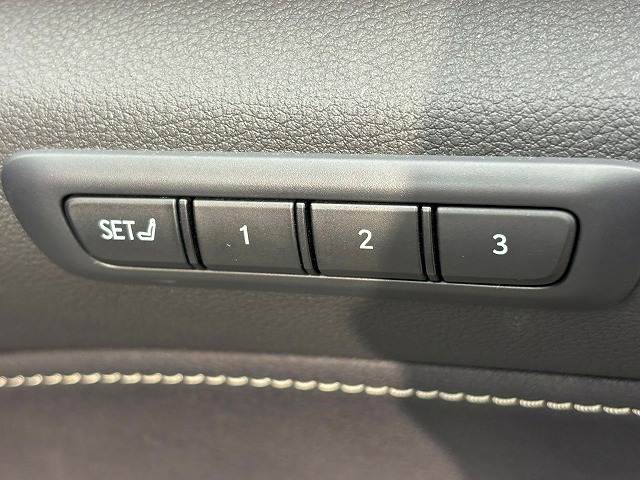 Lexus NX 7