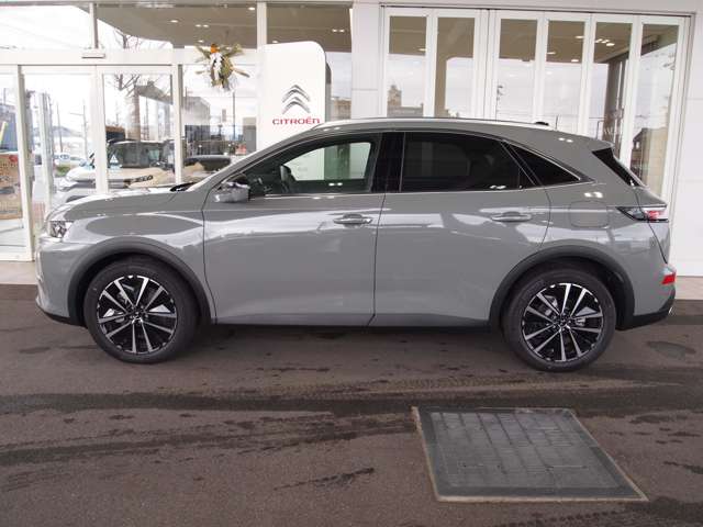 DS Automobiles DS7 5
