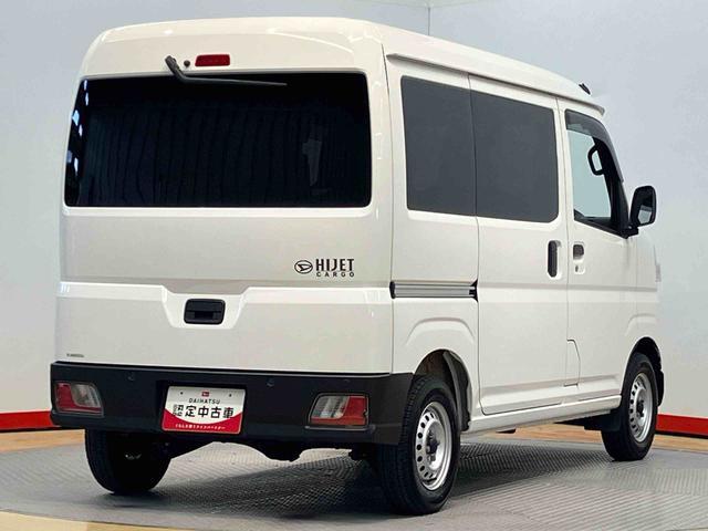 Daihatsu Hijet Cargo 2