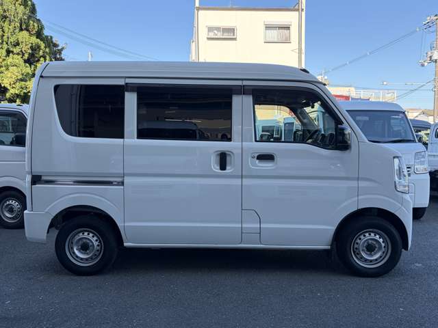 Nissan NV100 Clipper 9