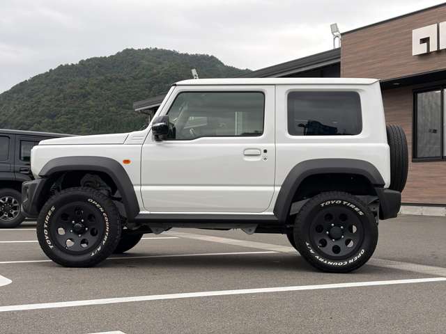 Suzuki Jimny Sierra 12
