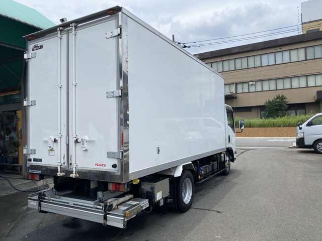Isuzu Elf 5