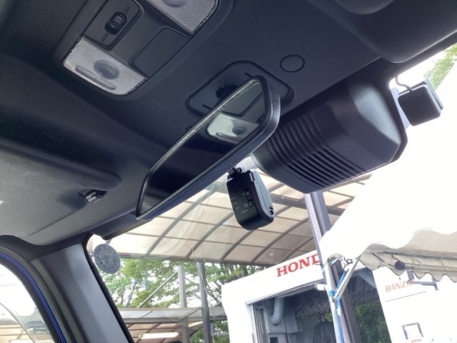 Honda N-VAN 12
