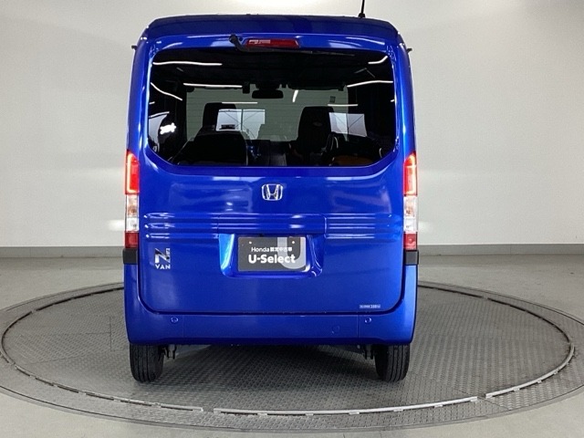 Honda N-VAN 10