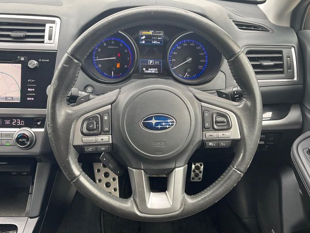 Subaru Legacy Outback 10