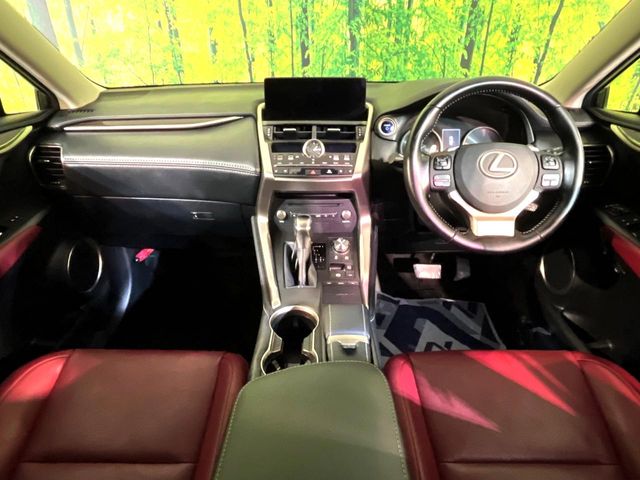 Lexus NX 2