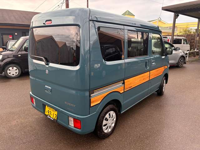Suzuki Every 8