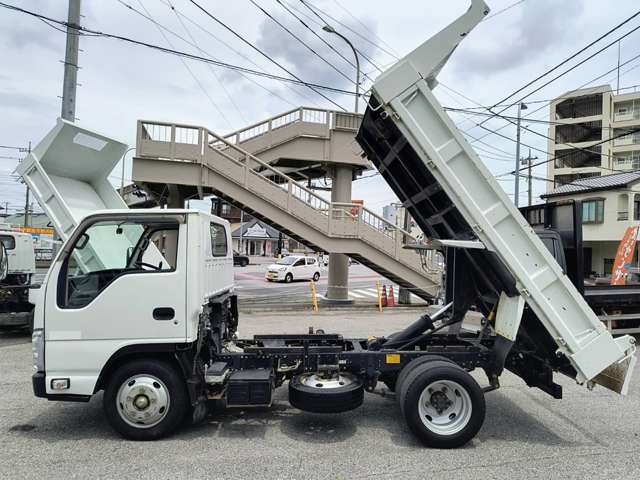 Isuzu Elf 5