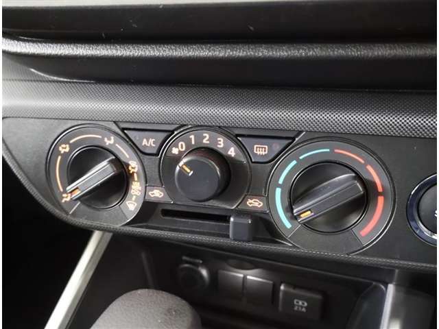 Toyota Raize 12