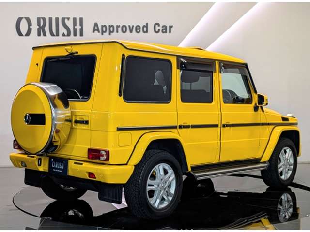 Mercedes-Benz G-Class 4