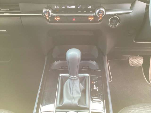 Mazda CX-30 12