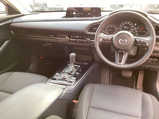 Mazda CX-30 3