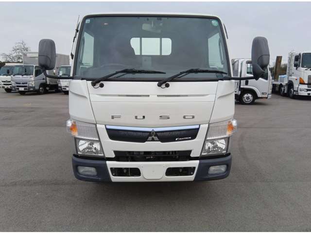 Mitsubishi Fuso Canter 8