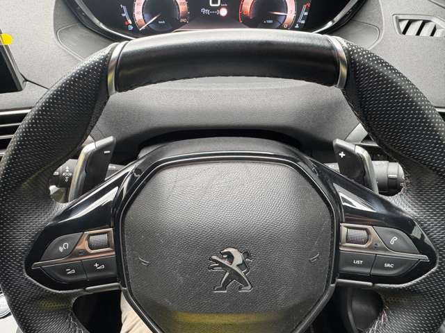 Peugeot 5008 11