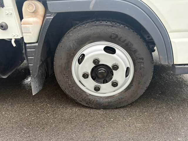 Mitsubishi Fuso Canter 12