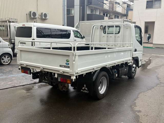 Mitsubishi Fuso Canter 7