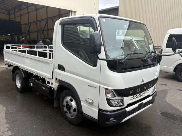 Mitsubishi Fuso Canter 9